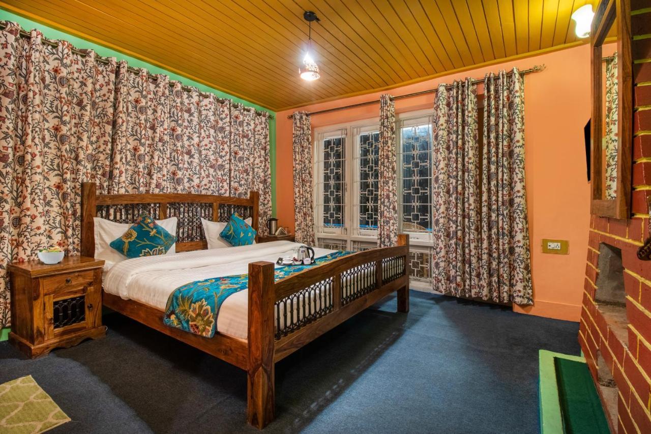 Hotel Little Silver Pahalgām Екстериор снимка