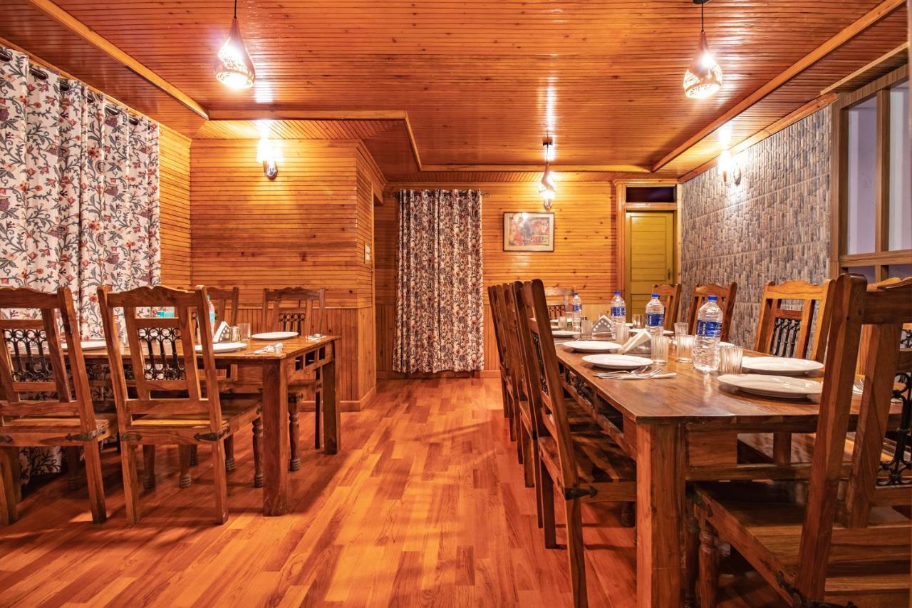Hotel Little Silver Pahalgām Екстериор снимка
