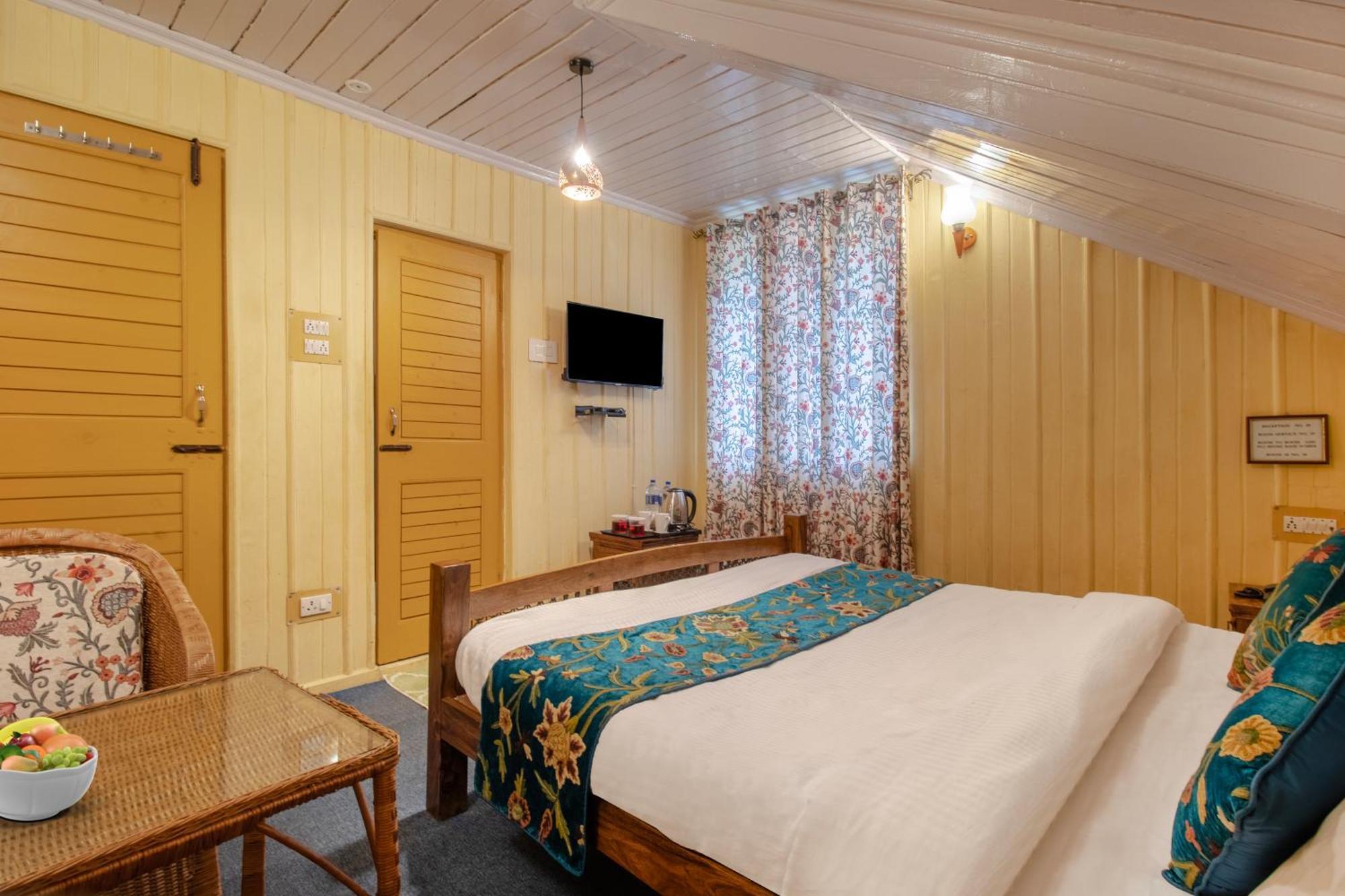 Hotel Little Silver Pahalgām Екстериор снимка