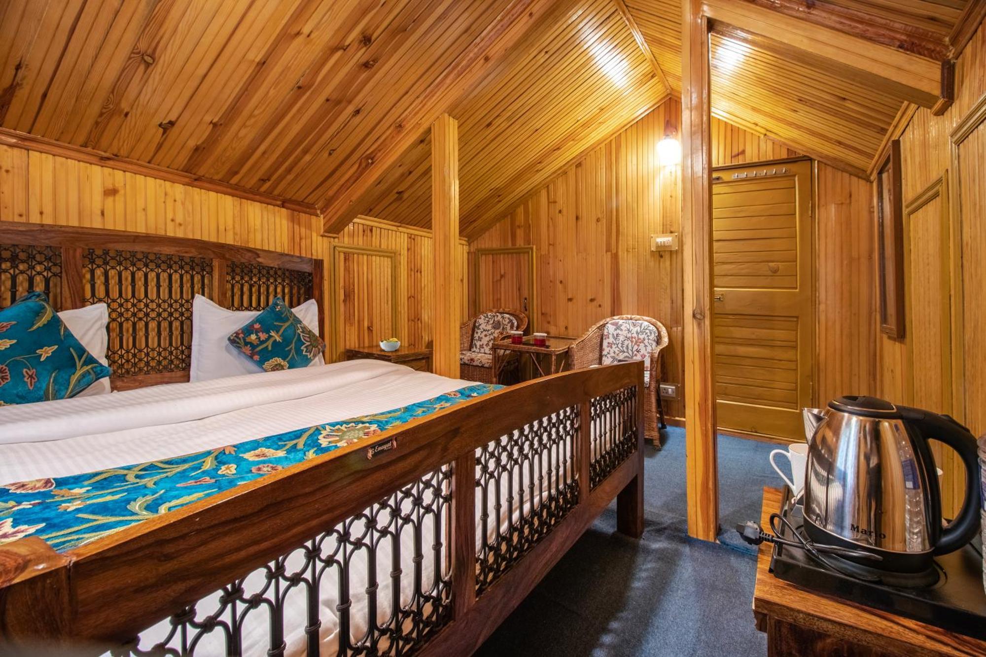 Hotel Little Silver Pahalgām Екстериор снимка