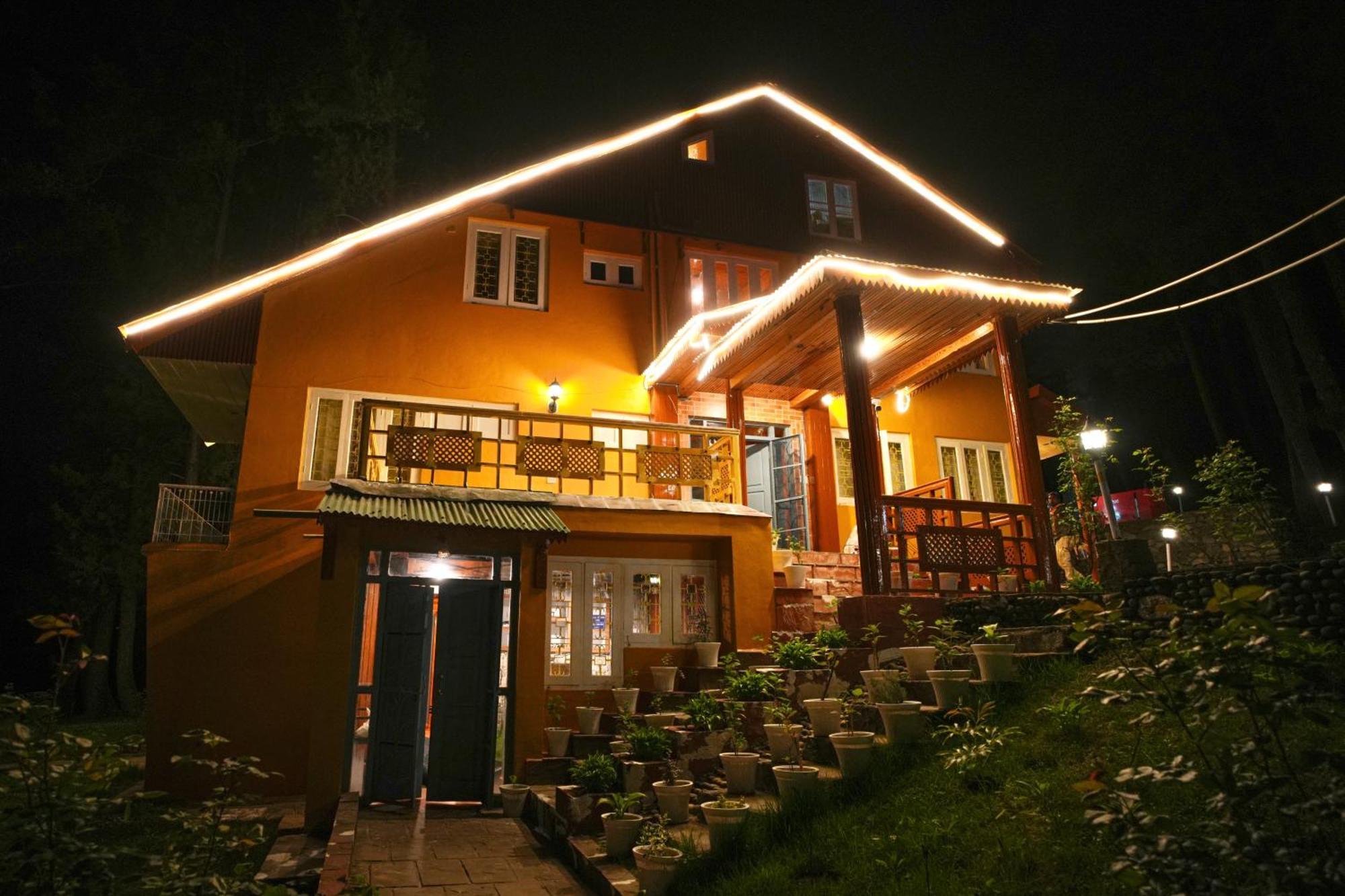 Hotel Little Silver Pahalgām Екстериор снимка
