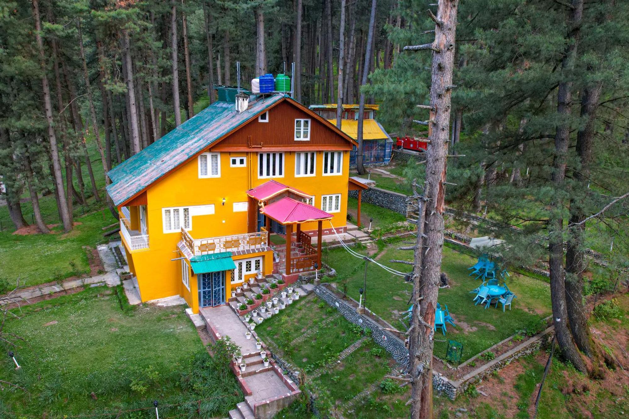 Hotel Little Silver Pahalgām Екстериор снимка